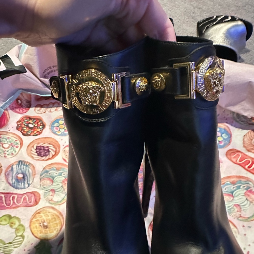 Versace Black and Gold Ornate Belt